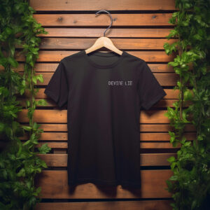 T-Shirt (Devine Lie)